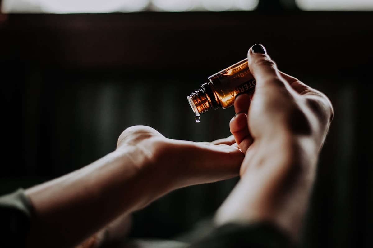 Calm facial skincare ritual suggesting refined aesthetic care